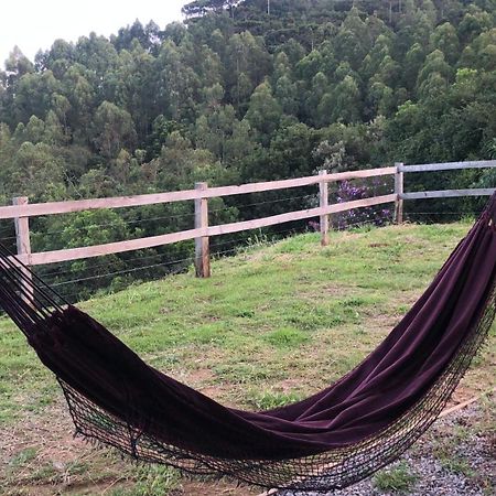 Pousada Pedra Da Mata Chales Na Montanha Munhoz Esterno foto