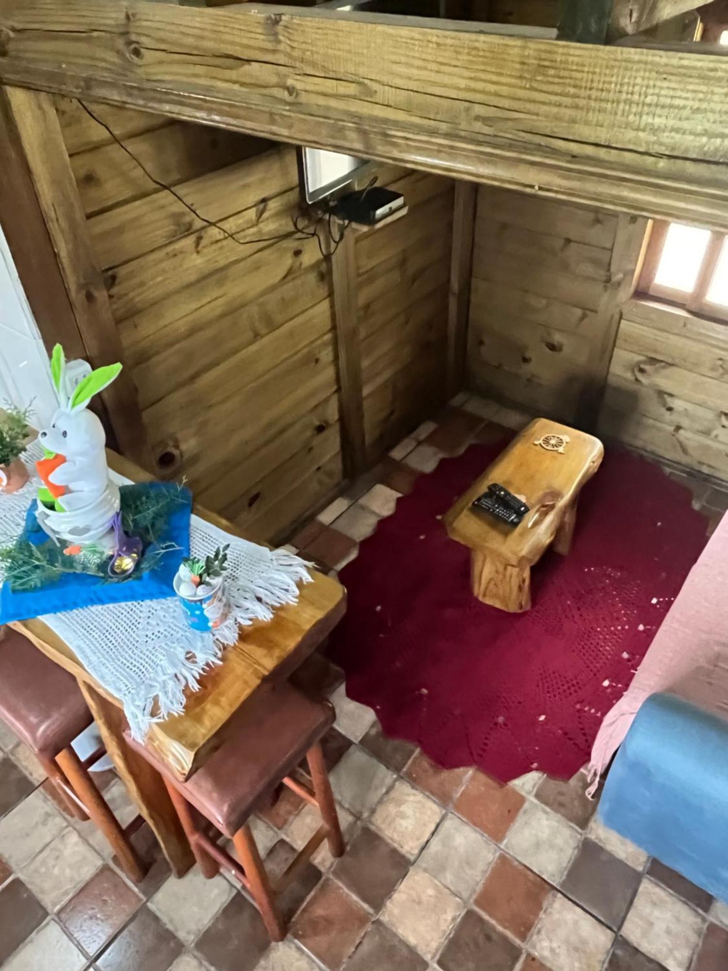 Pousada Pedra Da Mata Chales Na Montanha Munhoz Esterno foto